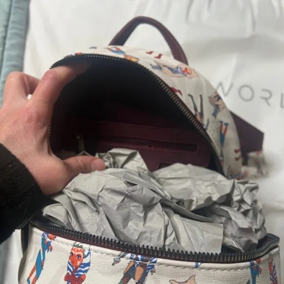 Bioworld Ashoka Mini Backpack & Card wallet - Picture 7 of 10